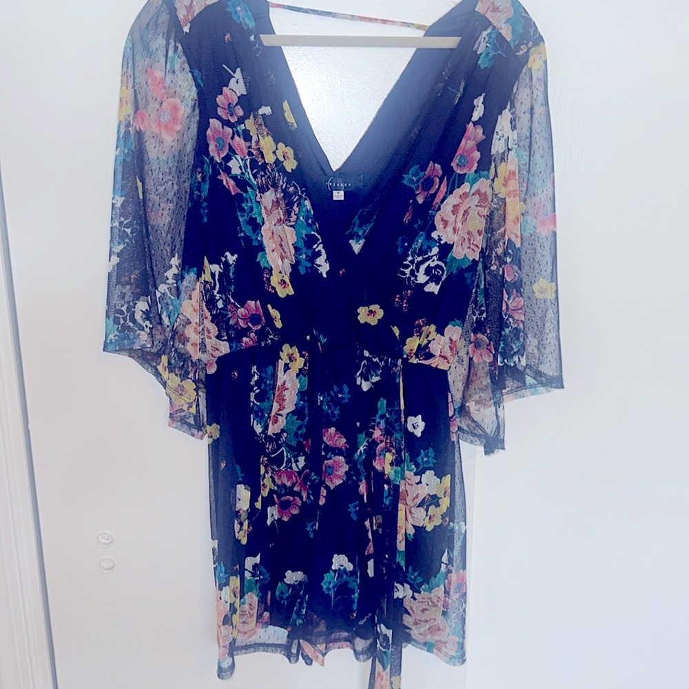 Short romper with mesh arms nice floral colors